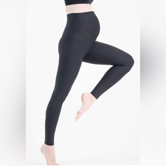 NWOT Glowe Grey Maternity Leggings - Picture 5 of 6